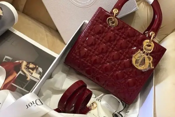 Sewa Luxury Bag Bali